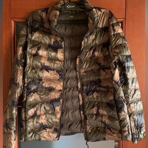 Uniqlo Camouflage Puffer Jacket